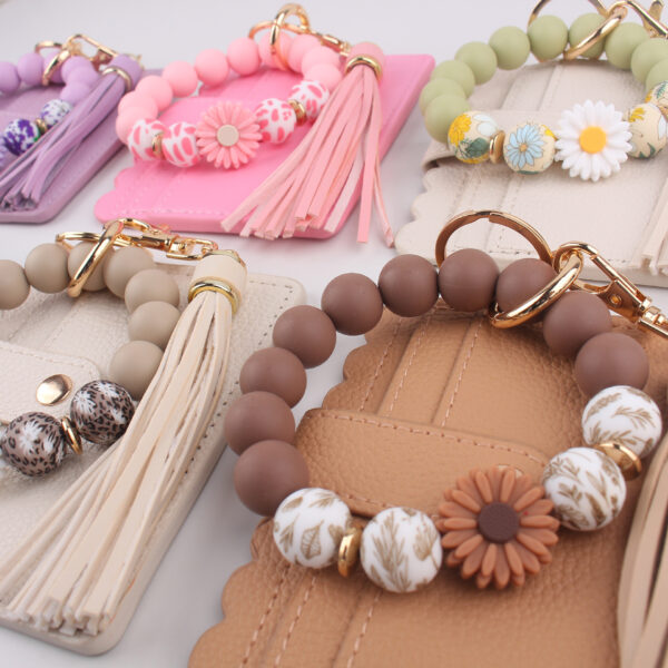 Wholesale Cross-border Amazon Daisy Beads Bracelet Multi-layer Card Bag Zipper Coin Purse Silicone Beads Bracelet Keychain