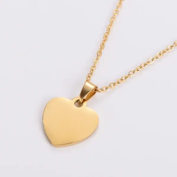 Wholesale Ion Plating (IP) 18K Gold Plated Heart Shape 304 Stainless Steel Sweet Simple Style Waterproof Non Tarnish 304 Stainless Steel Pendant Necklace