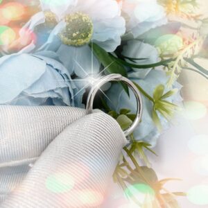 Glossy version of the ring [white gold] / Adjustable opening