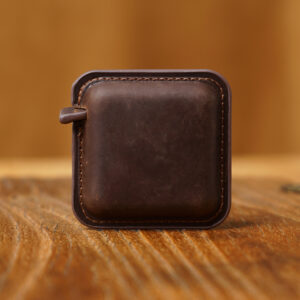 Shape-Crazy Horse Skin Curry