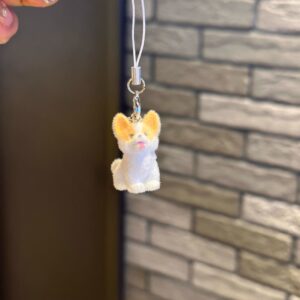 Flocked corgi with claw nails and rope (rope color is random, no dog paw accessories)