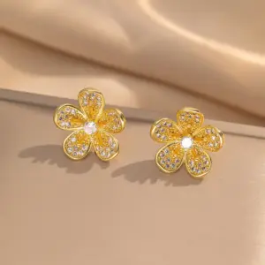 237 Peach Blossom Studs / Gold