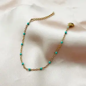 Golden / Green