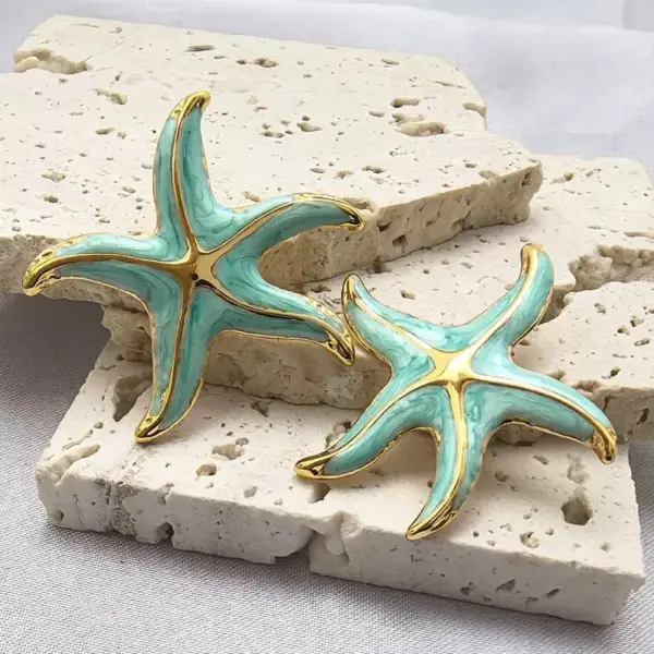 1 Piece Casual Elegant Lady Starfish Steel 18K Gold Plated Earrings