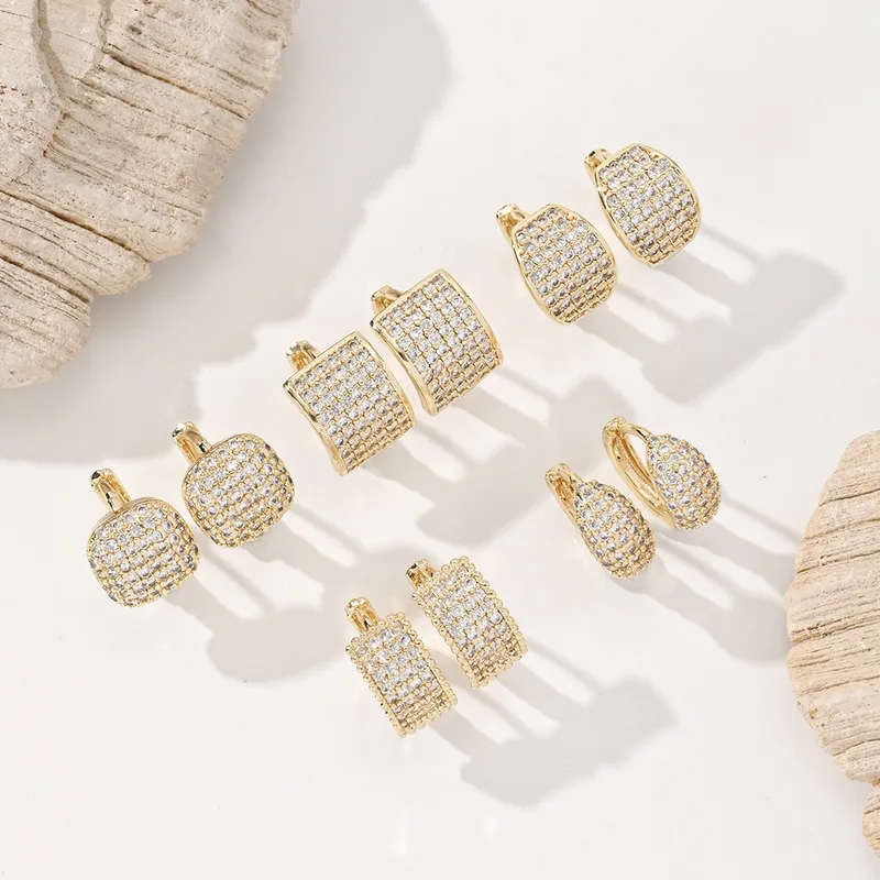 Wholesale 1 Pair Simple Style Shiny Geometric Inlay Copper Zircon Gold Plated Earrings