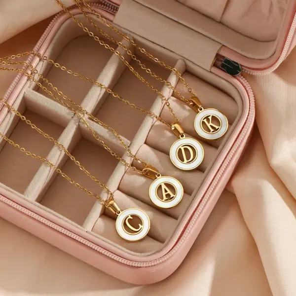 PVD Coated Real Gold Plated 18K Gold Letter 304 Stainless Steel Fashion Waterproof Non Tarnish 304 Stainless Steel Necklace