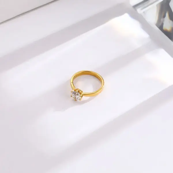 Vacuum Plating Real Gold Plated 18K Gold Round 304 Stainless Steel Elegant Glam Luxurious Waterproof Non Tarnish Rings