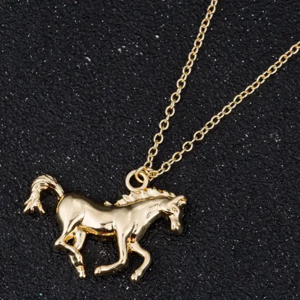 Wholesale Fashion Korean Style Horse Copper Plating Gold Plated Silver Plated Pendant Necklace