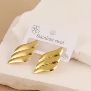 Gold / Average Size / Style 122