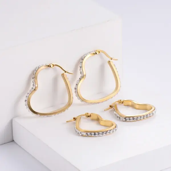 Wholesale PVD Coated Imitation Gold Heart 304 Stainless Steel Exaggerated Waterproof Non Tarnish Earrings