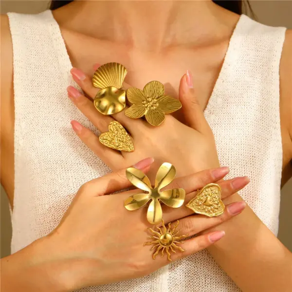 Wholesale 304 Stainless Steel Geometric Starfish Heart Shape Long-Lasting Plated Ion Plating (IP) K Gold Plated IG Style Shiny Waterproof Non Tarnish Surgical Steel Plating Open Rings