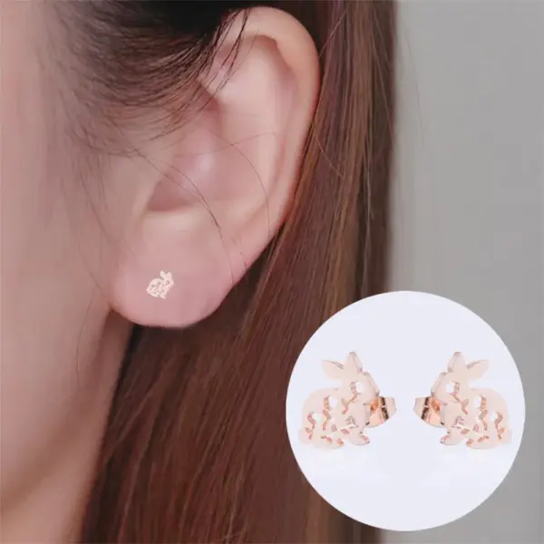 Wholesale PVD Coated 18K Gold Real Gold Plated Rabbit 304 Stainless Steel Simple Style Waterproof Non Tarnish Ear Studs