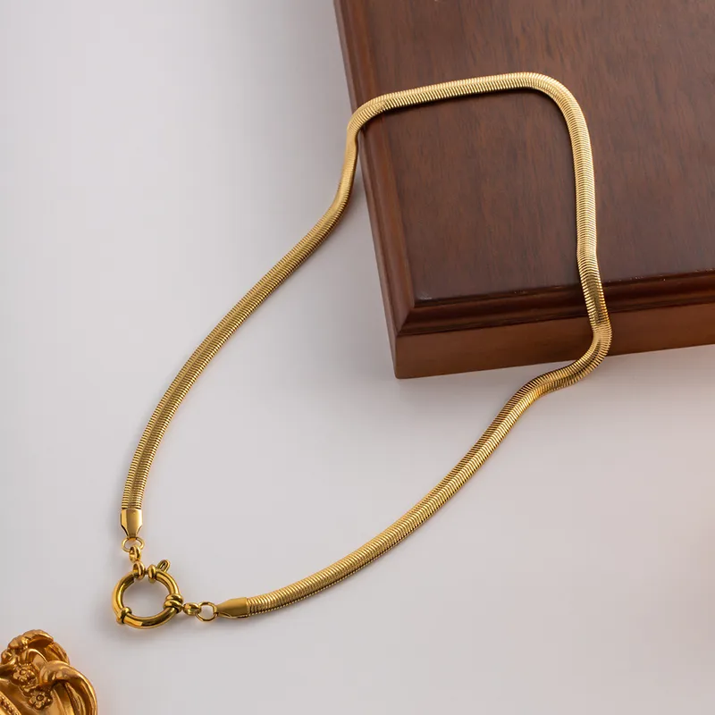 Wholesale Jewelry Vintage Style Simple Style Solid Color 304 Stainless Steel 18K Gold Plated Plating Stainless Steel Necklaces