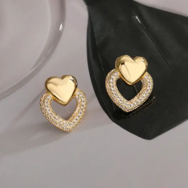 Wholesale 1 Pair Simple Style Commute Heart Shape Plating Inlay Copper Pearl Zircon 18k Gold Plated Earrings
