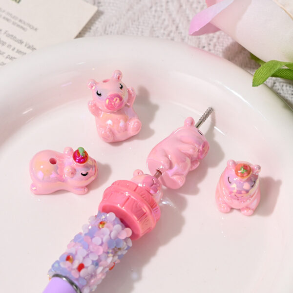 Wholesale Colorful pink animal with hole shaped beads