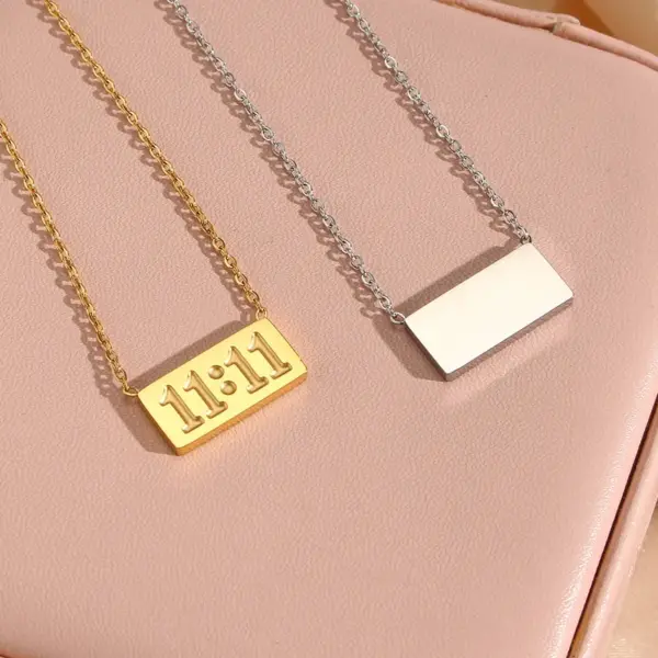 PVD Coated Real Gold Plated 18K Gold Number 304 Stainless Steel Fashion Waterproof Non Tarnish 304 Stainless Steel Necklace