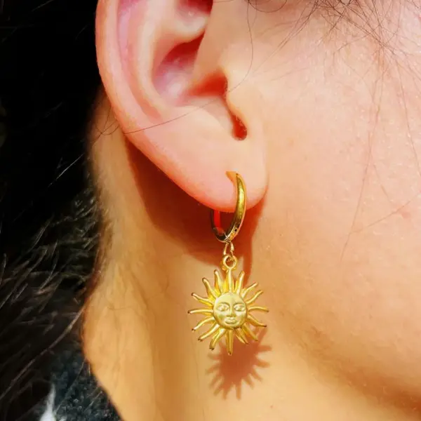 Wholesale 1 Pair Simple Style Sun 304 Stainless Steel Stainless Steel Earrings