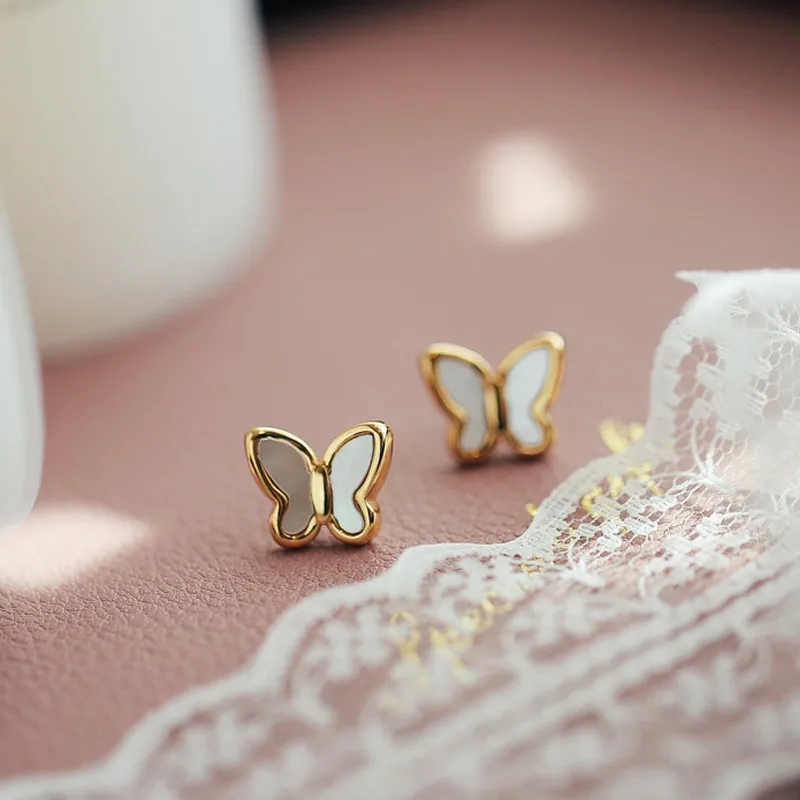 Wholesale Korean Style Butterfly Titanium Steel Plating Shell Earrings 1 Pair