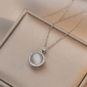 X0064 Steel Color Cat Eye Rotating Necklace