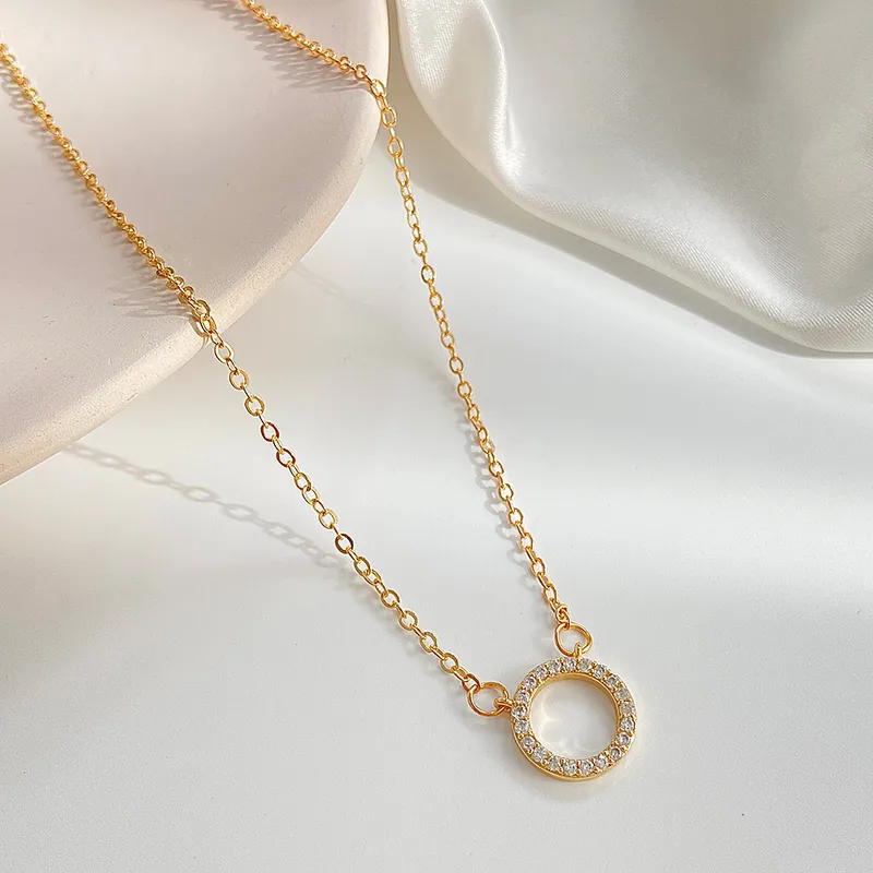 Wholesale Fashion Circle Copper Necklace Inlay Zircon Copper Necklaces