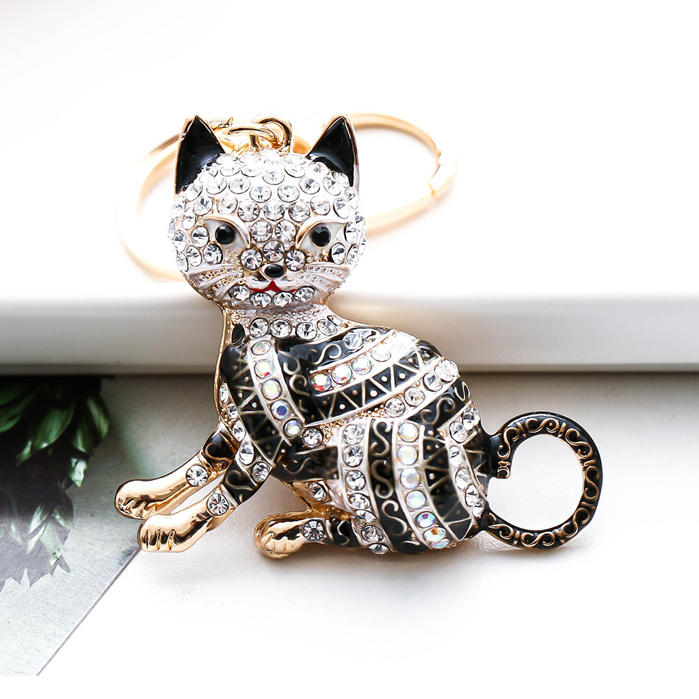 Wholesale New Color Diamond-Encrusted Cartoon Cat Creative Metal Keychain Pendant Car Pendant Factory Direct Sply Small Gifts