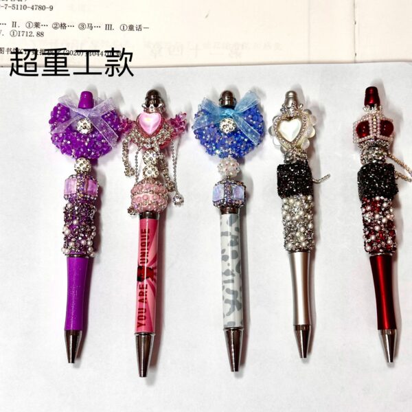 Wholesale Big Sale Finished Beaded Pen DIY Overseas Super Hot Heavy Industry Pen Handmade Diamond Pen Non-Returnable Non-Exchangeable Blind Hair