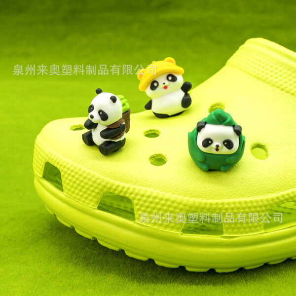 Wholesale Cross-border in stock Cartoon Animal Panda Garden Shoe Buckle Shoe Accessories 3D Hole Shoe Buckle Shoe Flower Decoration Accessories
