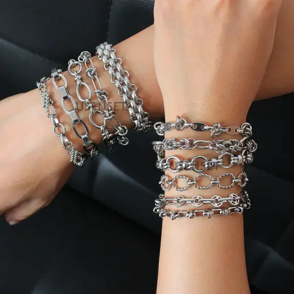 Simple Style Geometric 667 Stainless Steel Stainless Steel Bracelets In Bulk
