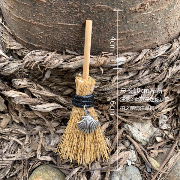 Wholesale Car Pendant Mini Broom Pendant Pendant Handicraft