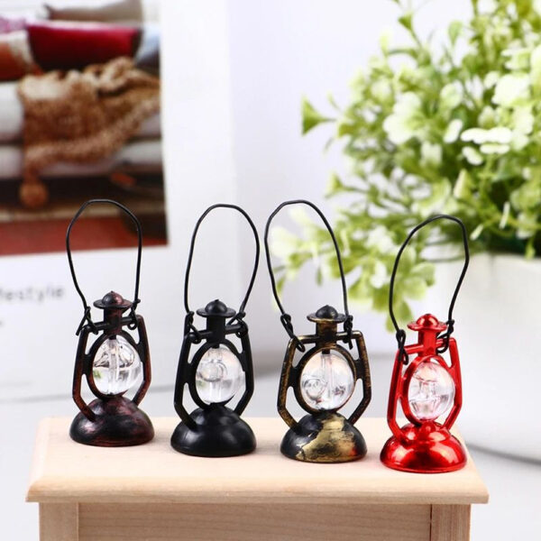 Wholesale 1:12 doll house dollhouse mini model scene decoration accessories retro kerosene lamp horse lamp belt portable