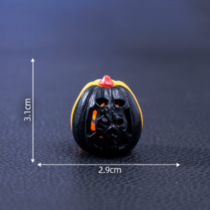 #11 Ghost-faced Pumpkin / Halloween items