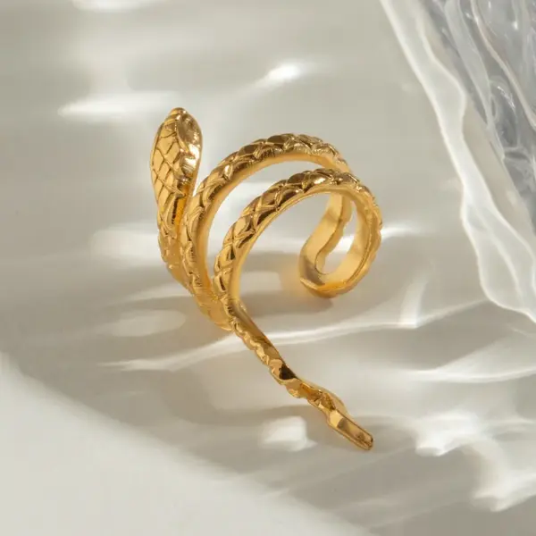 Wholesale 1 Piece Simple Style Artistic Snake 304 Stainless Steel PVD Coated Ear Cuffs