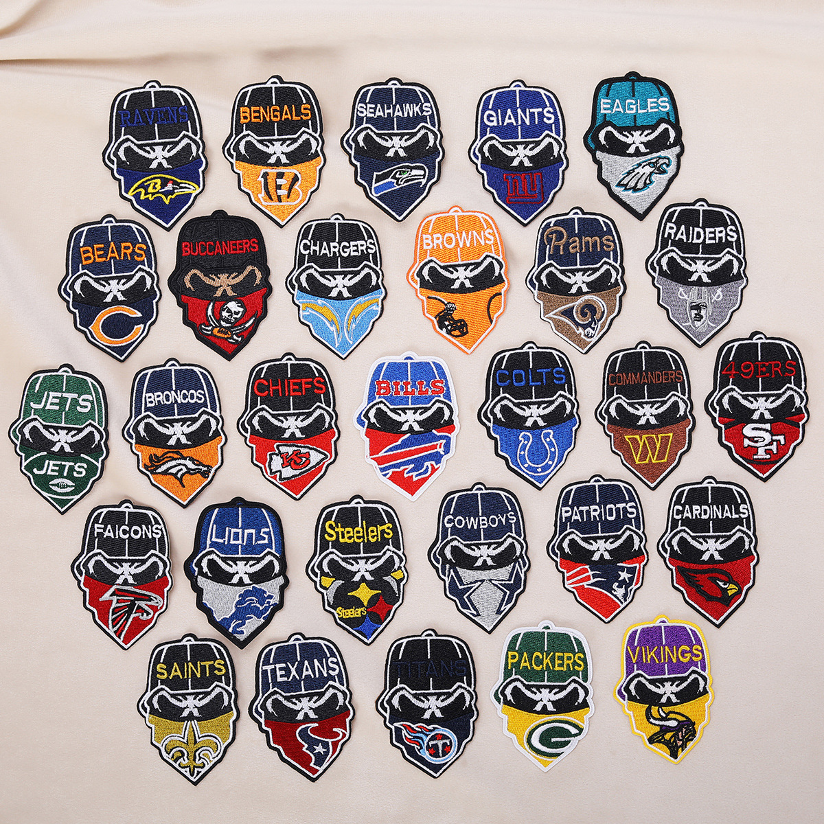 Wholesale Srts Embroidered Fabric Patch American Football Mask Embroidered Patch