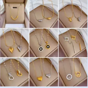 Wholesale 1 Piece Fashion Eye Titanium Steel Plating Zircon Pendant Necklace