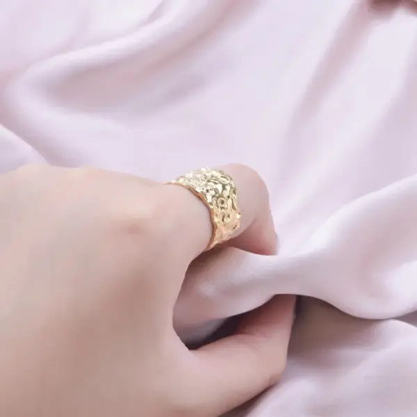 Wholesale PVD Coated Real Gold Plated 18K Gold Solid Color 304 Stainless Steel Simple Style Classic Style Waterproof Non Tarnish Rings