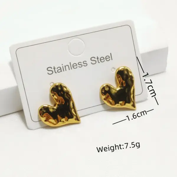 Wholesale 304 Stainless Steel Heart Shape Spiral Ion Plating (IP) Golden Plated Elegant Lady Commute Waterproof Non Tarnish Gold Ear Studs
