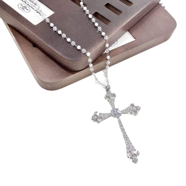 Wholesale European and American Retro Punk Subculture Y2K Luxury White Crystal Cross Zircon Retro Gothic Starburst Necklace