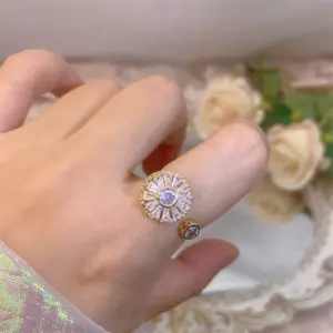 Golden Double-Layer Flower Spinning Ring / Adjustable Opening