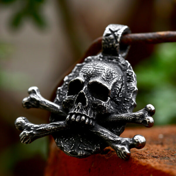 oly-dd2a43bfedd95845ce525a405831d809 Wholesale Steel Warrior European and American Ethnic Style Titanium Steel Pendant Cross-border Retro Skull Head Pendant Men's Personality Jewelry