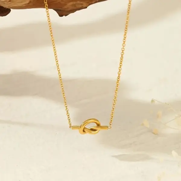 Wholesale Jewelry Casual Simple Style Streetwear Knot 201 Stainless Steel Pendant Necklace