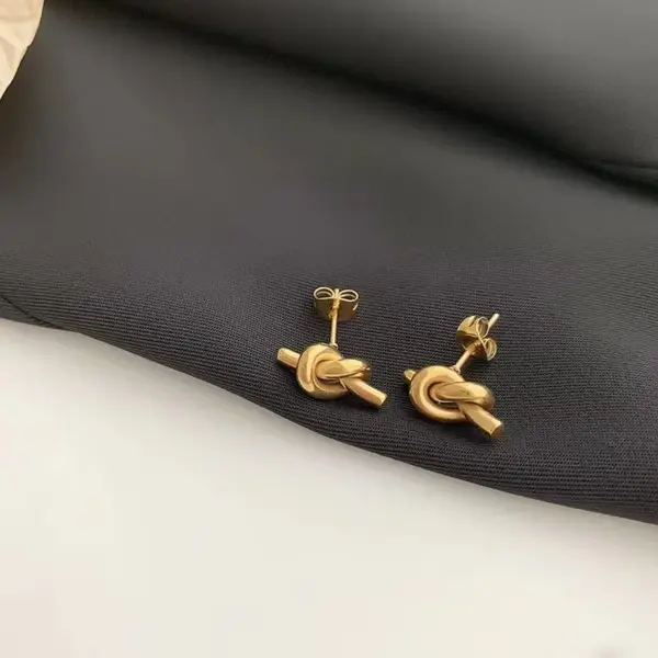 Wholesale PVD Coated Real Gold Plated Geometric Titanium Steel Fashion Waterproof Non Tarnish Earrings