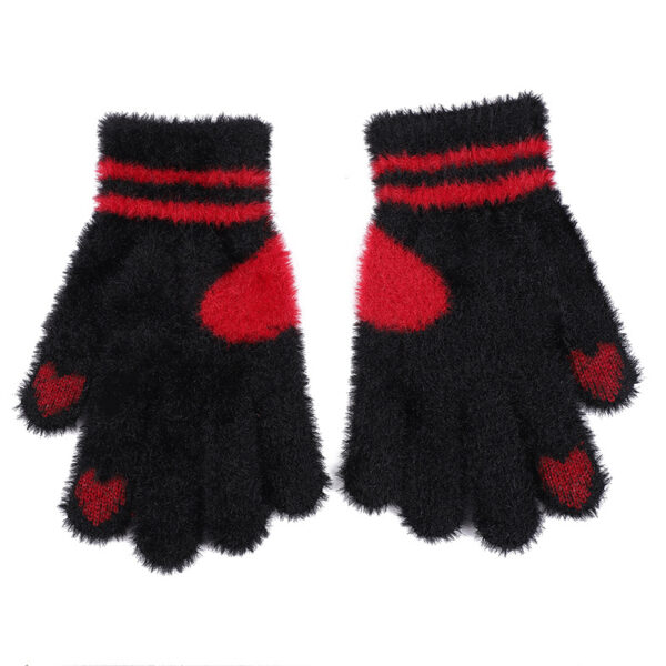 Wholesale Cute heart-shaped knitted woolen gloves