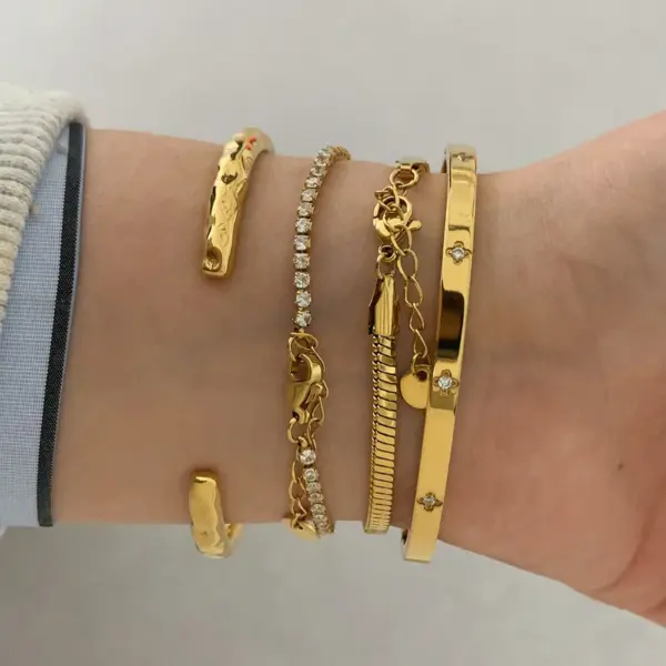 PVD Coated Real Gold Plated 16K White Heart Shape 304 Stainless Steel Casual Elegant Waterproof Non Tarnish Bracelets Bangle