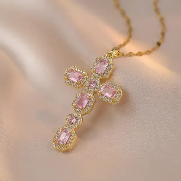 Wholesale Jewelry Shiny Cross Titanium Steel Zircon Inlay Pendant Necklace Cable Chain