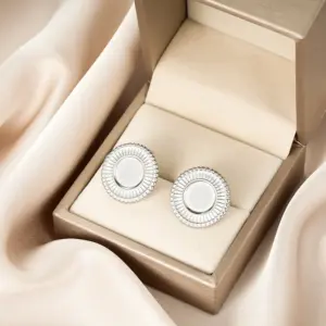 E1377-B (a Pair of Silver Ear Studs)