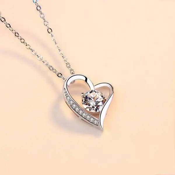 Wholesale Titanium Steel Copper Plating Heart Shape Zircon Pendant Necklace