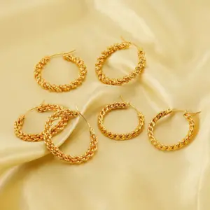 Wholesale 1 Pair Elegant U Shape Plating Stainless Steel Titanium Steel 18K Gold Plated Hoop Earrings