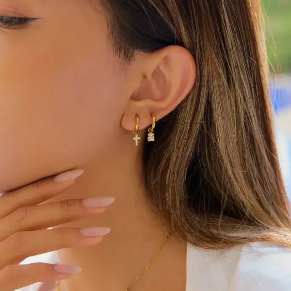 Wholesale 304 Stainless Steel Cross Dog Star PVD Coated Real Gold Plated Classic Style Waterproof Non Tarnish Earrings