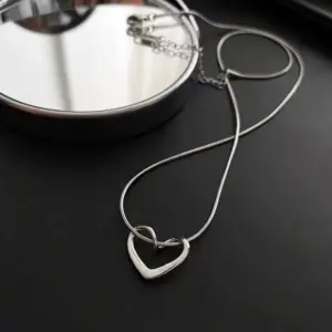 847 / Silver