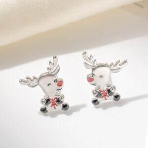 Wholesale Stylish Christmas Cute Reindeer Heart Earrings
